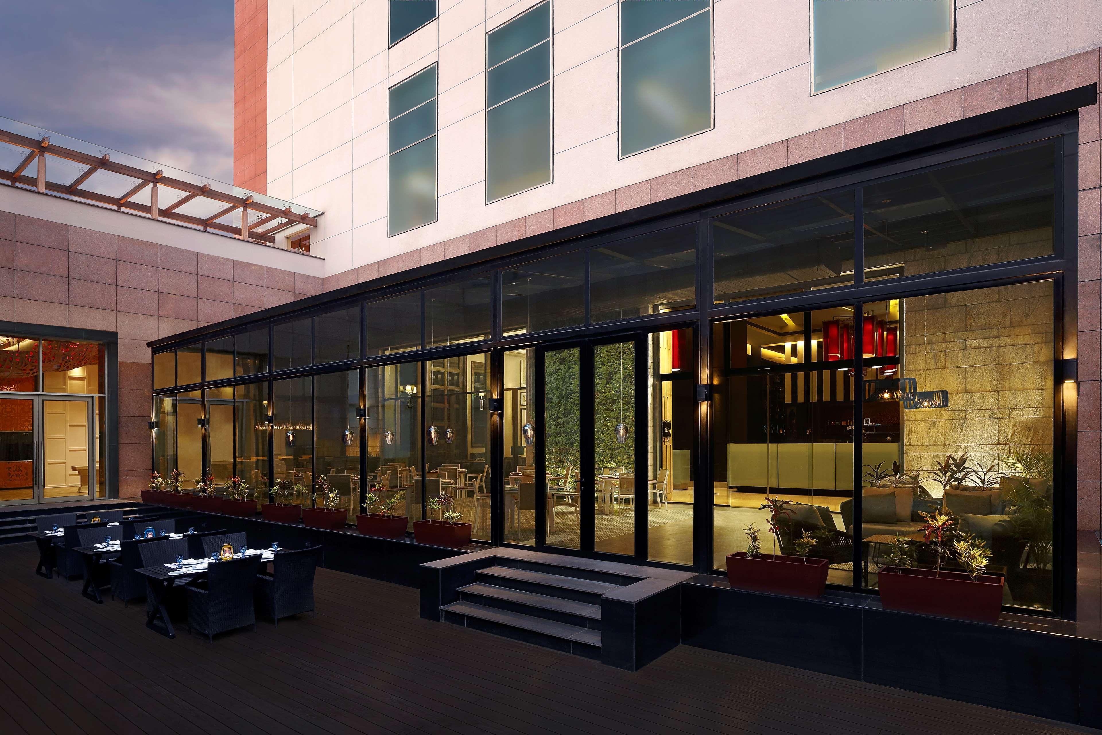 Radisson Blu Hotel Γουβαχάτι Εξωτερικό φωτογραφία The Park, New Delhi