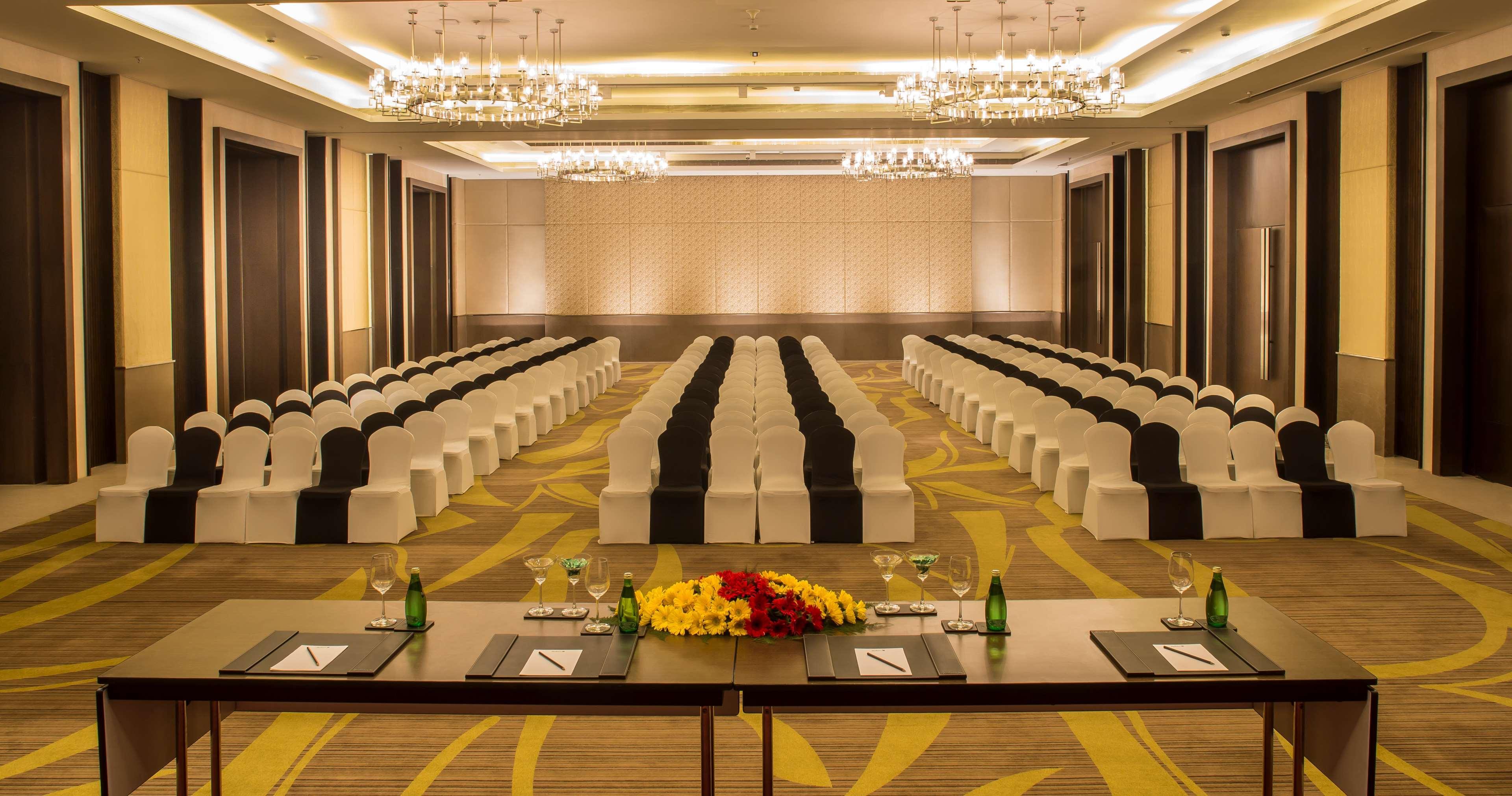 Radisson Blu Hotel Γουβαχάτι Εξωτερικό φωτογραφία The Grand Ballroom